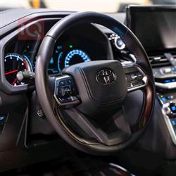 تۆیۆتا لاند کروزەر